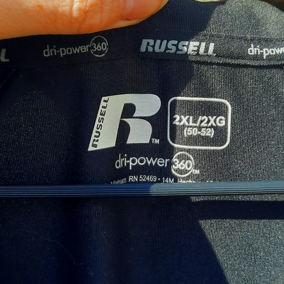 Russell Athletic Activewear Shirt & Pant Set - Picture 4 of 12